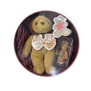 Cherished Teddies Gift Set Tug a Heart Teddies by Enesco With Plush and Ornament